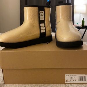 Classic Clear Mini UGG